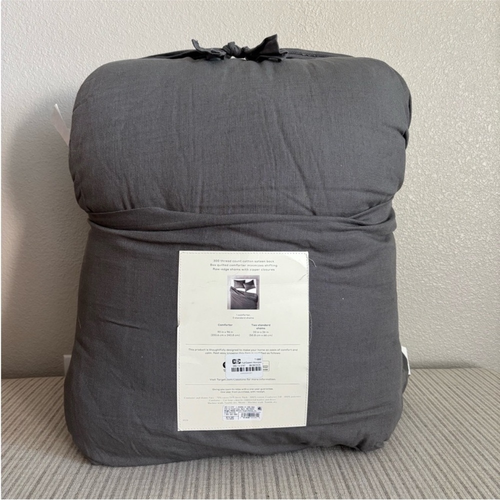 NWT Full/Queen Heavyweight Linen Blend Comforter &
Sham Set Dark Gray - Casaluna - Picture 2 of 7